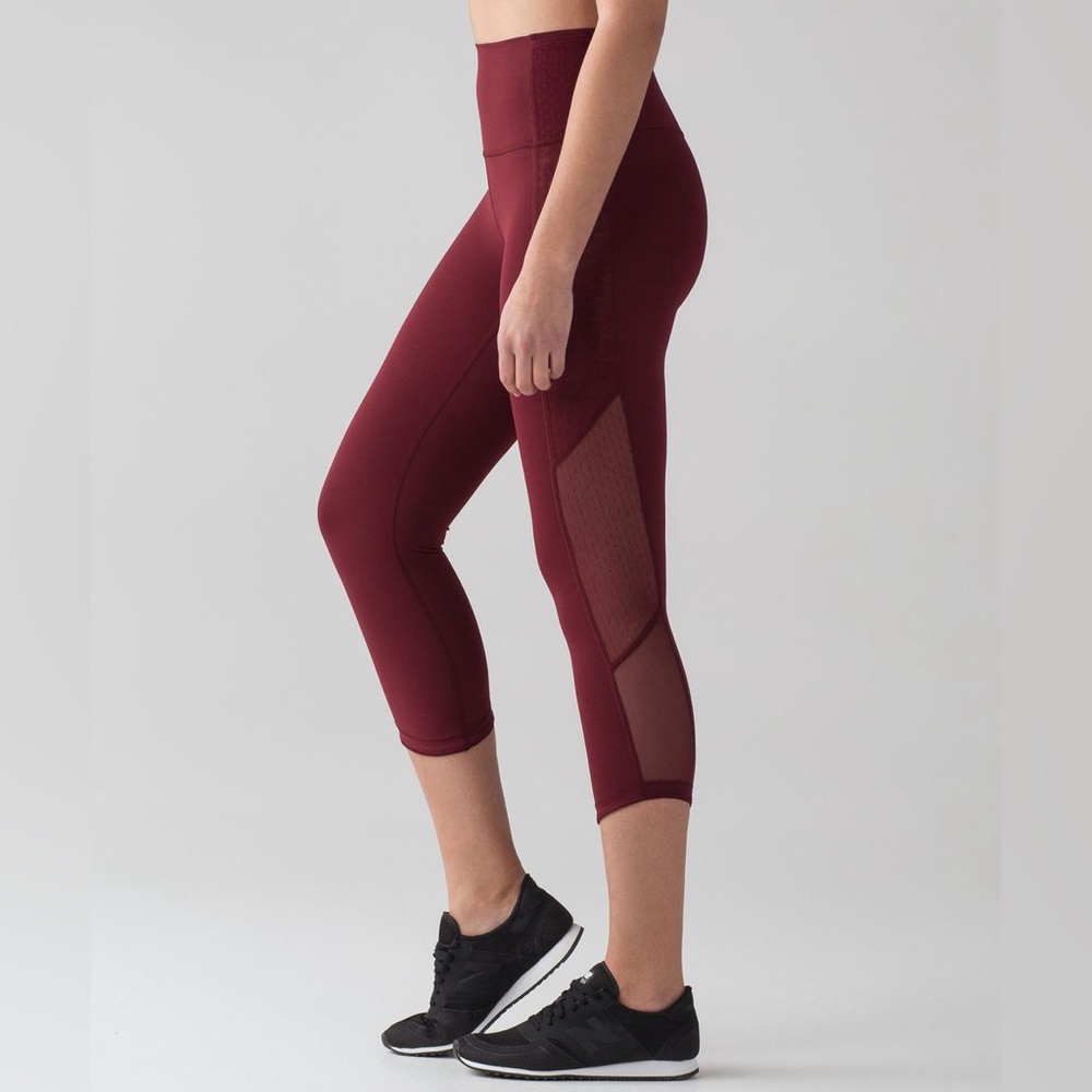 Lululemon Body Con Crop Leggings